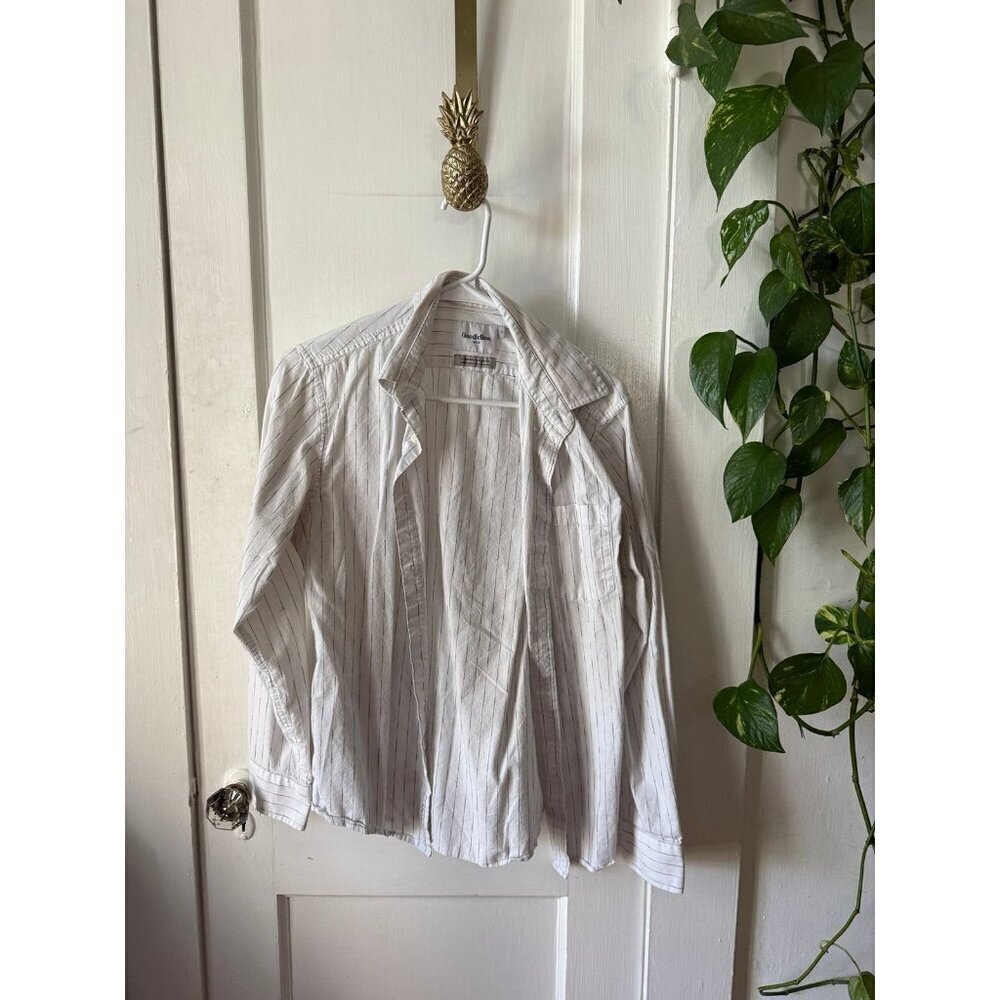 Goodfellow and Co men’s size small standard striped button-down shirt